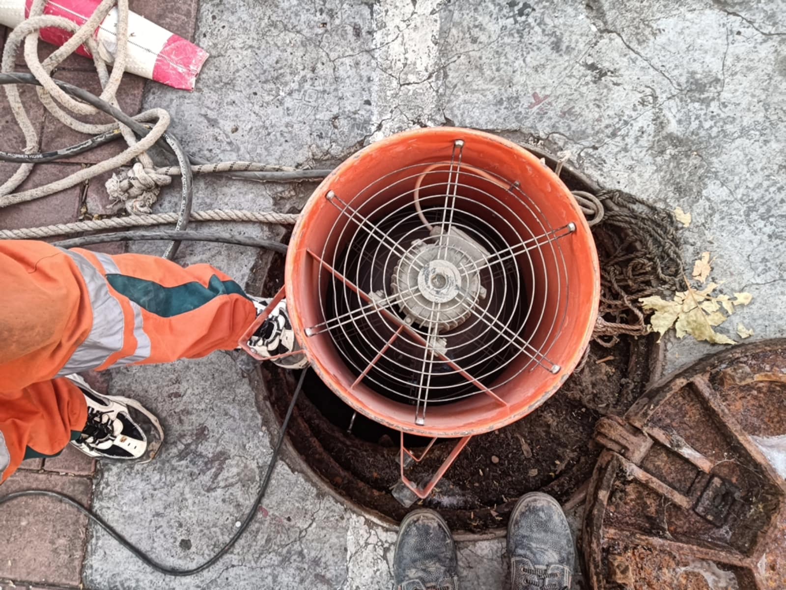 南京某部污水管道修复工程